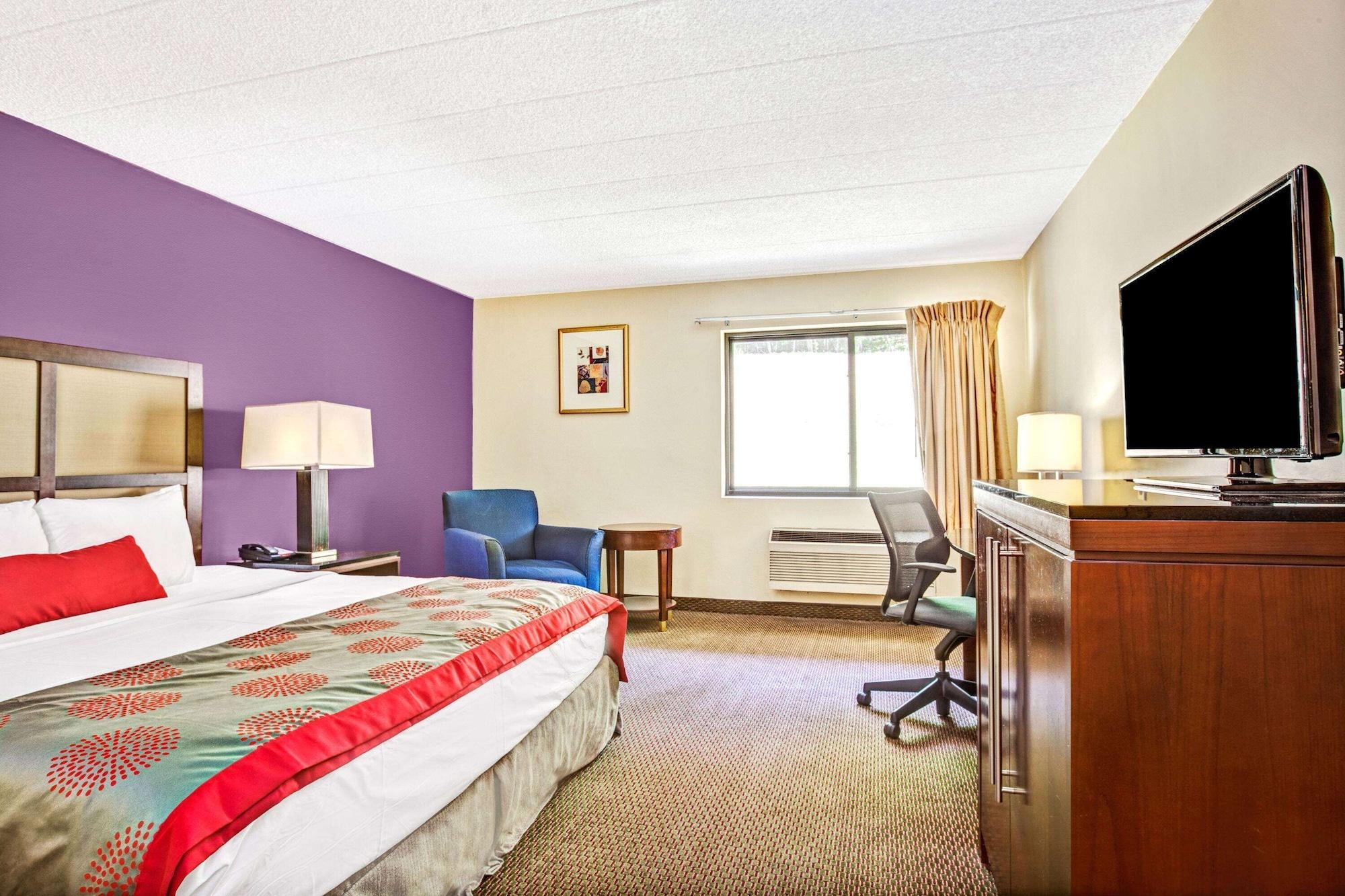 Ramada By Wyndham Rockaway Hotell Eksteriør bilde